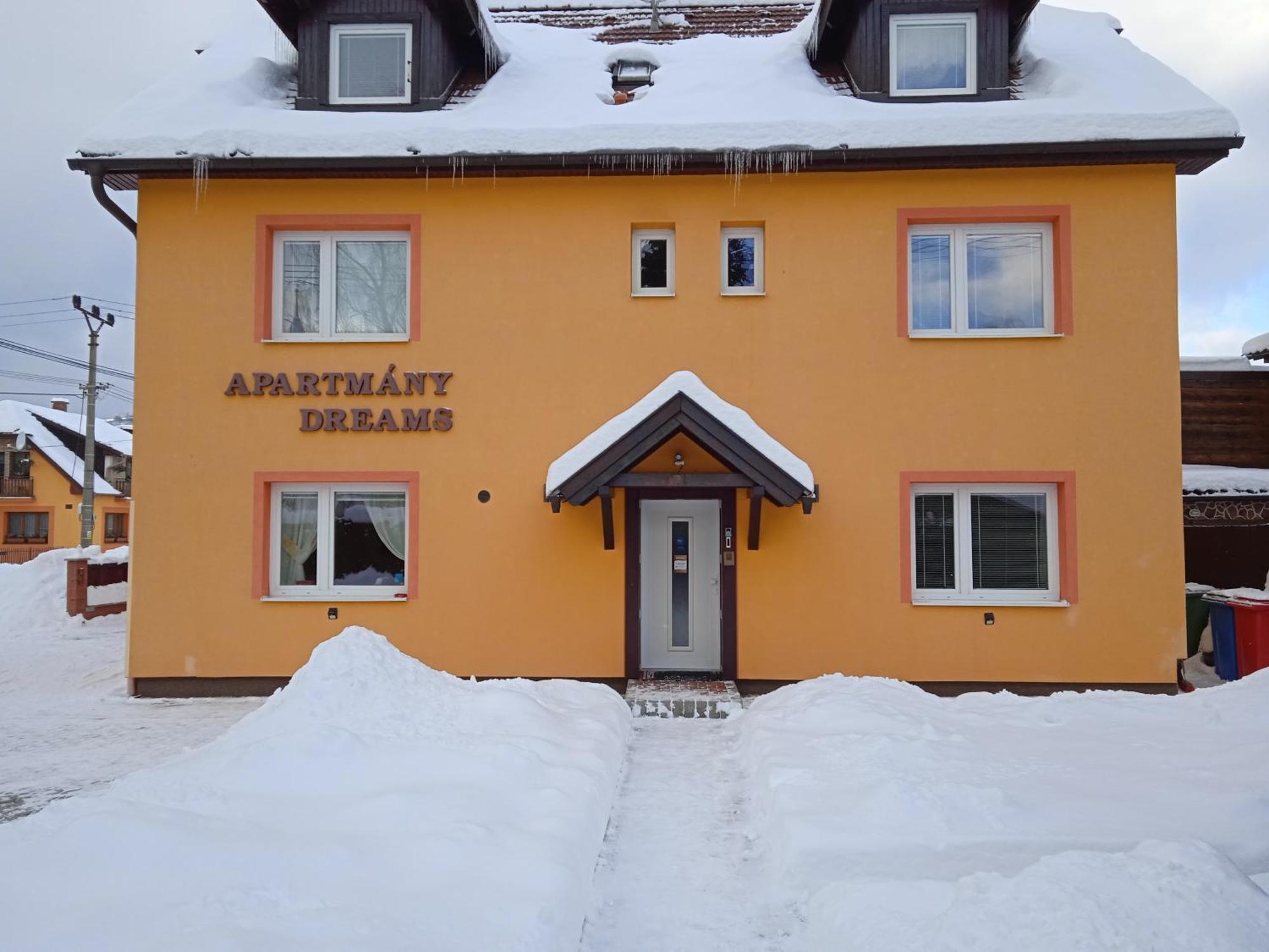 Apartmany Dreams Besenova Exterior photo